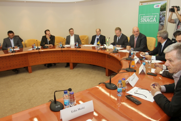 Politički analitičari: SDA htjela da pokaže da prihvata Banjaluku
