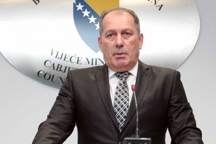 Mektić: Nema radne grupe, Vlada RS radi po "rekla kazala"
