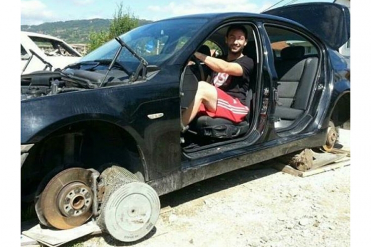 Ukrali mu BMW u Budimpešti, našao ga u dijelovima na Palama
