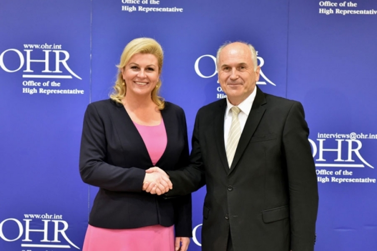 Incko-Grabar-Kitarović: Obaveza vlasti da u potpunosti poštuju Dejton