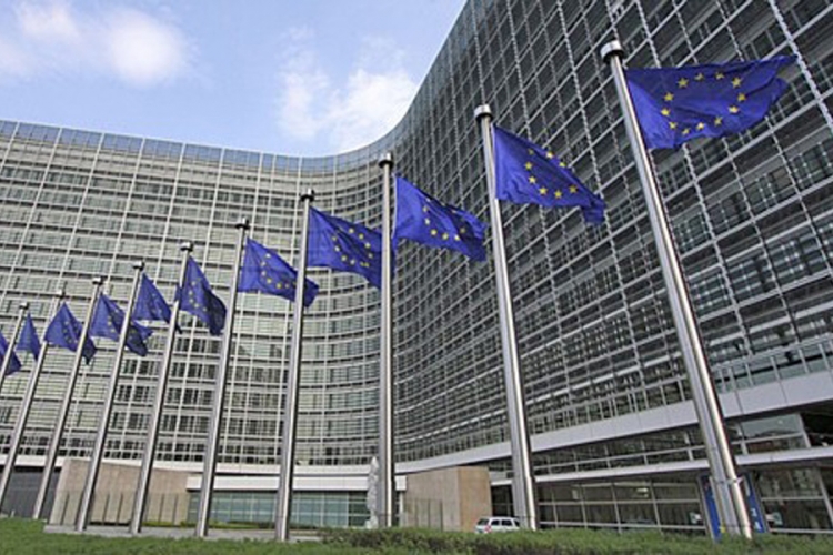 EK: Pratićemo situaciju u sigurnim zemljama