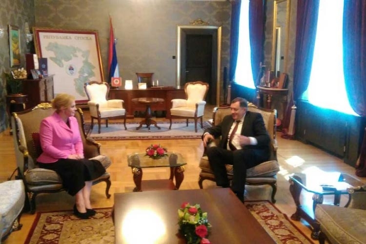 Kolinda Grabar Kitarović s Dodikom: Potrebna što skorija izgradnje mosta na Savi