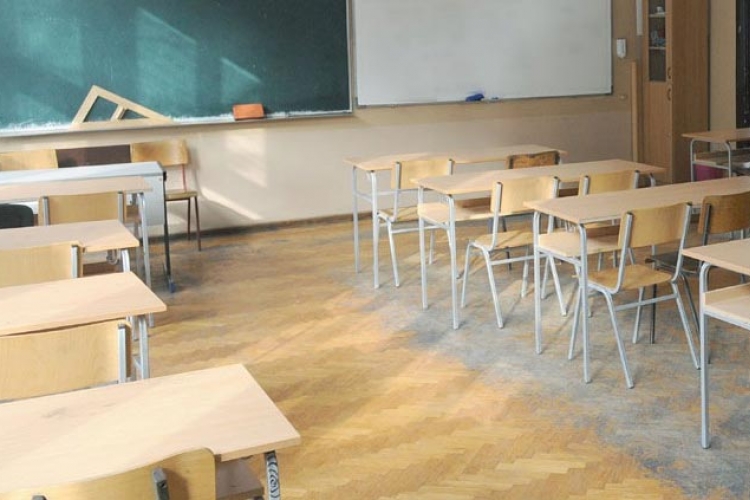 U srijedu dvosatni štrajk u osnovnim i srednjim školama u FBiH