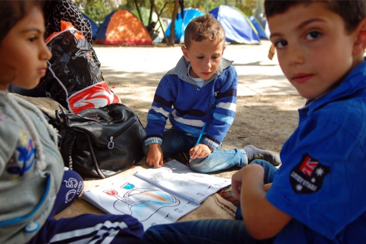 Tužno: Djeca migranata nacrtala najveće strahove (FOTO)