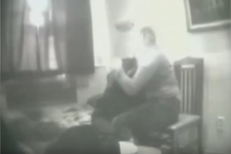 Snimak mafijaškog bosa u ljubavnom zanosu "zapalio" Rusiju (VIDEO)