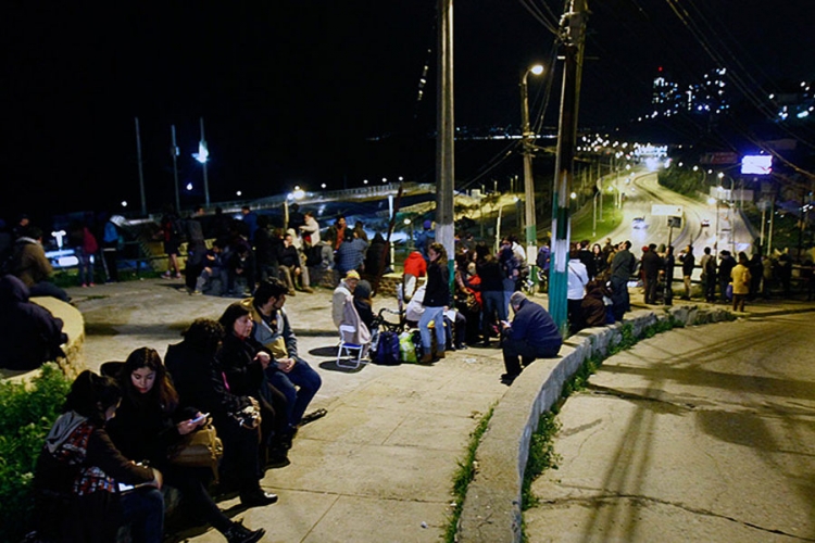 Čile: Proglašeno stanje katastrofe, šest mrtvih, milion evakuisano (FOTO, VIDEO)
