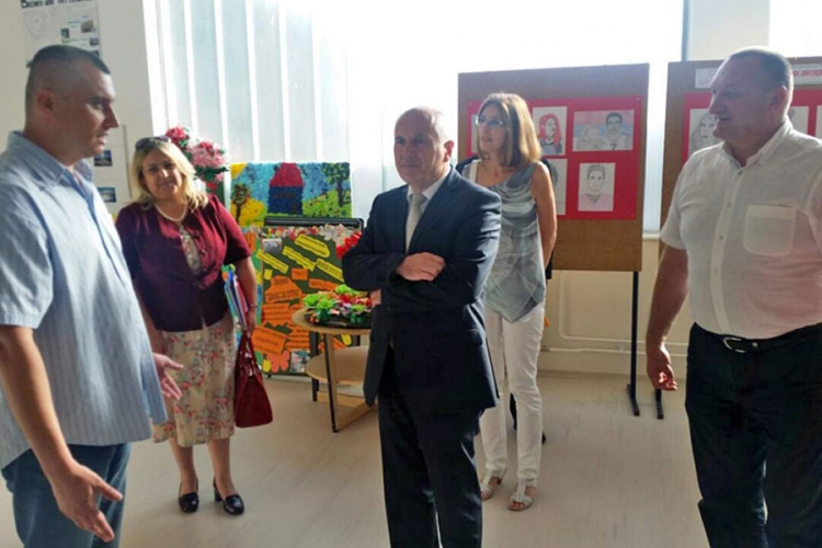 Incko u Prnjavoru: Ljudi su najveće bogastvo BiH