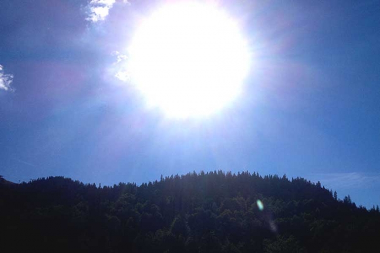 Sunčano uz umjerenu oblačnost