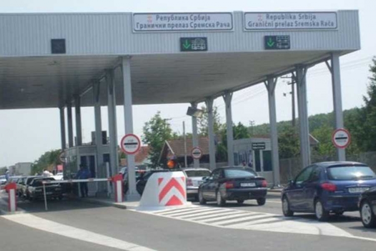 Za put u Srbiju koristiti Rača i Pavlovića most