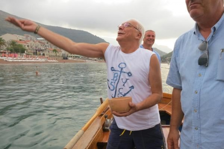 Rus bacio neprocijenjivo bogatstvo u more kod Petrovca