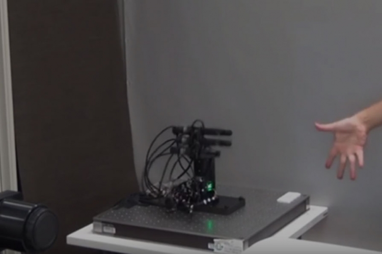 Da li je ovo dokaz da će roboti jednog dana vladati Zemljom? (VIDEO)