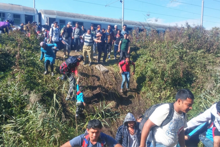 Hrvati aktivirali plan C, migrante prebacuju preko Dunava