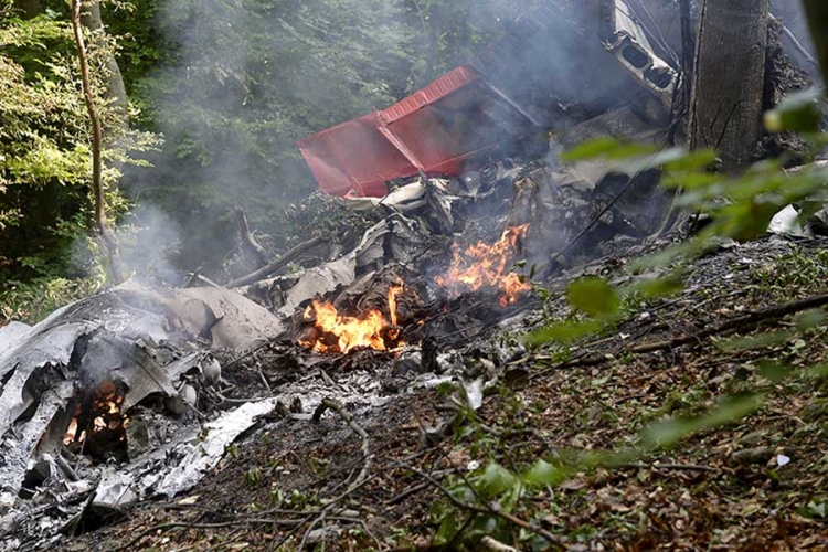 Teško povrijeđeni pilot prebačen na VMA