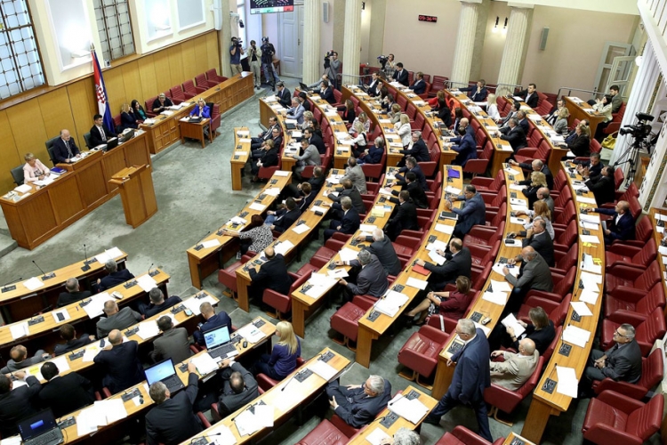 Odluka o raspuštanju Sabora stupila na snagu, slijede izbori