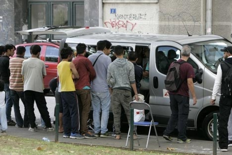Slovenci presreli kombi s 22 izbjeglice i vratili ih u Hrvatsku