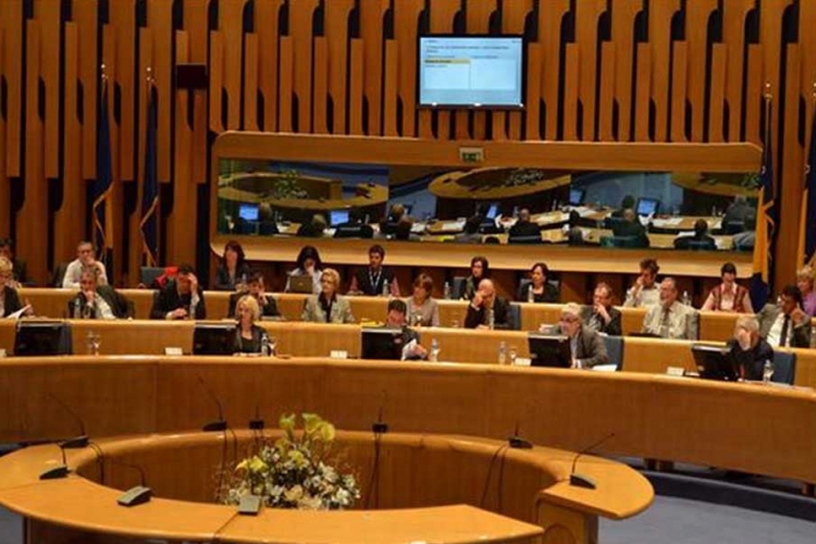 Ustavnopravna komisija Doma naroda podržala dopune zakona o platama i naknadama