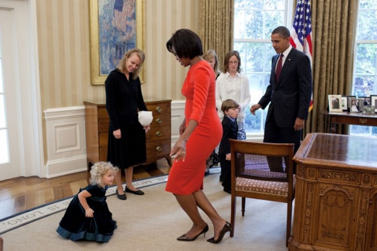 Šta je zabranjeno supruzi američkog predsjednika Obame? (VIDEO)