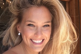 Pogledajte neobičnu vjenčanicu presrećne Bar Rafaeli (FOTO)