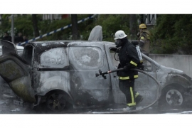 Stokholm u plamenu: Imigranti zapalili stotine automobila, neredi se ...