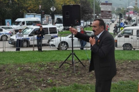Bursa: U milionskom gradu održao miting pred jednom osobom