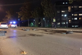 Priština: Specijalci i Kfor brane parlament od opozicije