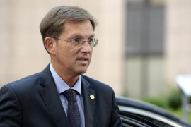 Cerar: Brzo rješavanje izbjegličke krize ili će se Evropa raspasti