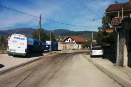 Oprez, vozači: Naftna mrlja na ulici u Šipovu dočekala mrak