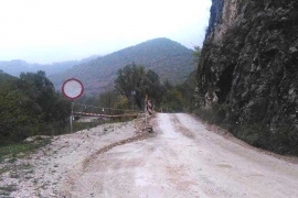 Auto sletio u Sanu: Dvije osobe poginule