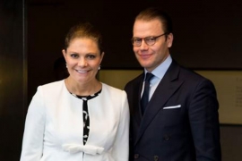 Elegantna trudnica: Savršen stil princeze Viktorije od Švedske (FOTO)
