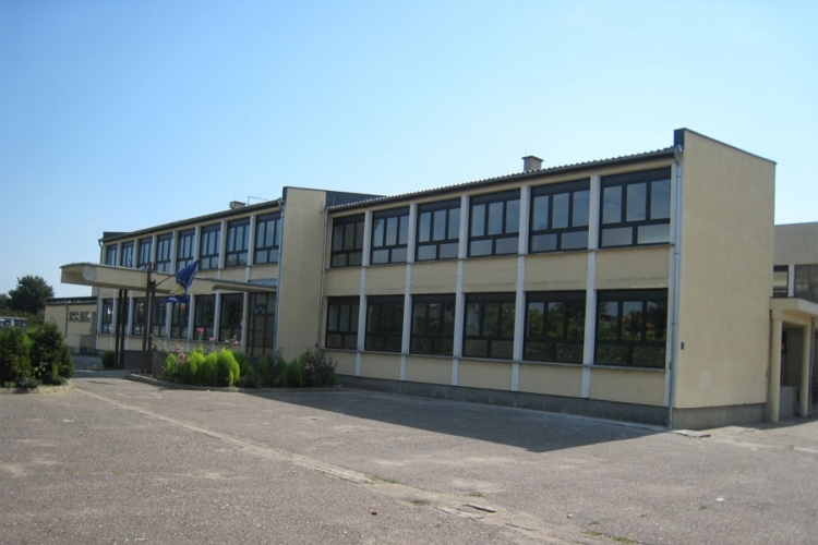 Pokušaj otmice učenice u Brčkom