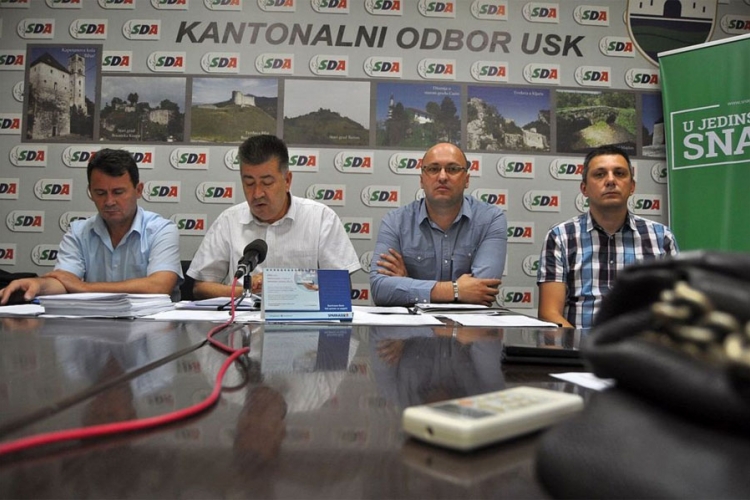 Senadu Šepiću izrečena posljednja opomena(FOTO)