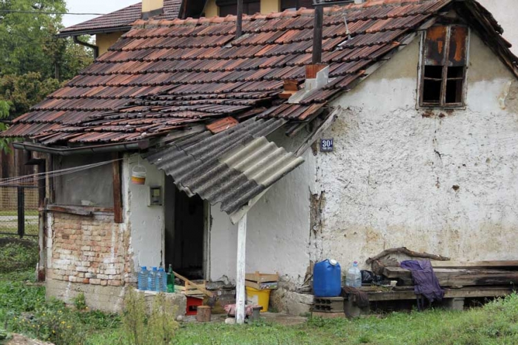  Porodica Trebovac dobila novi šporet