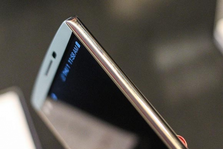 LG V10 ima dva ekrana i dvije prednje kamere (VIDEO)