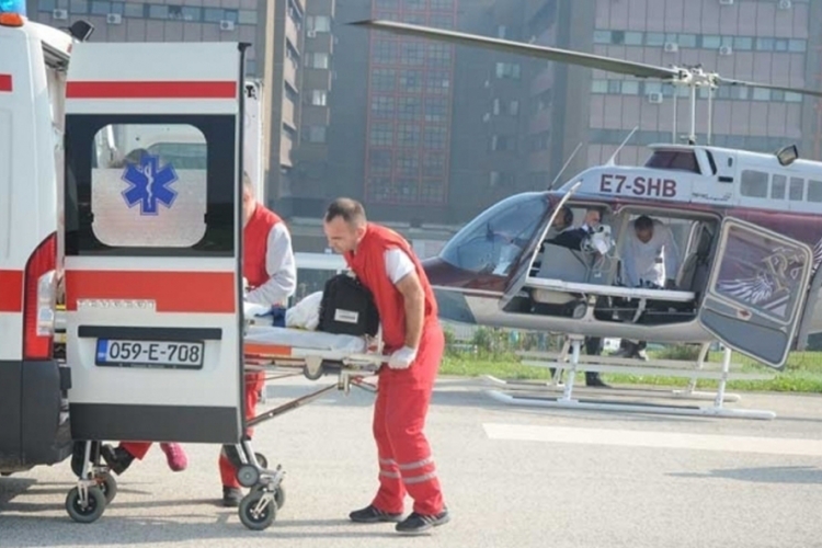 Vazdušno medicinski transport: Letovi za spas života (FOTO)