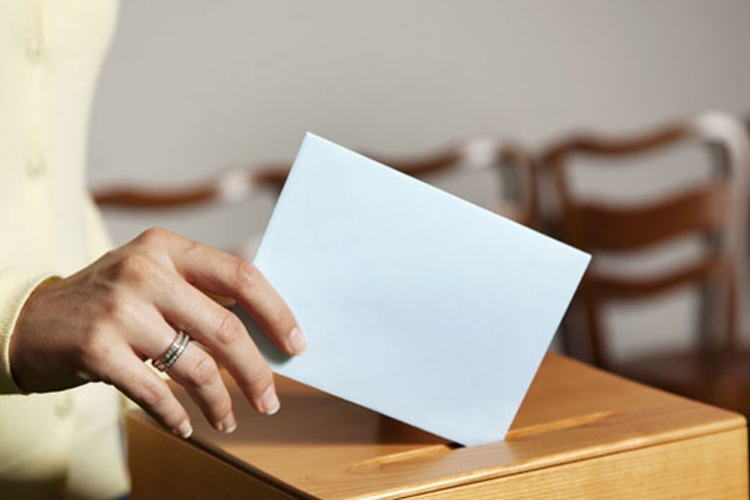 SNSD: Sramna diskriminacija prava Srpske na referendum