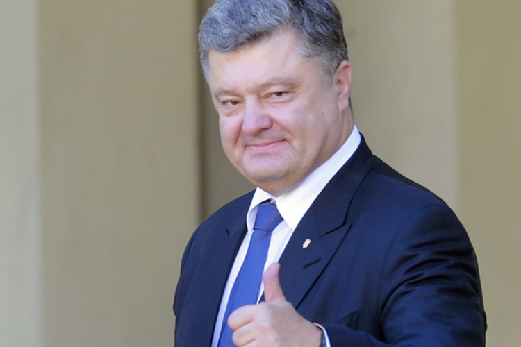 Porošenko: Novo oružje nam neophodno kao vazduh