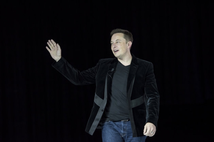 Musk: Nukelarne bombe bi mogle "grijati" Mars