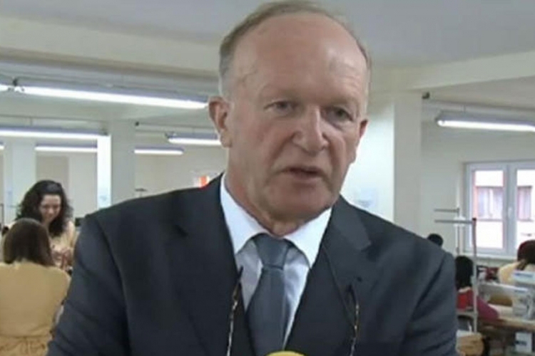 Vjerovali ili ne: Načelnik u BiH svoje plate daje studentima