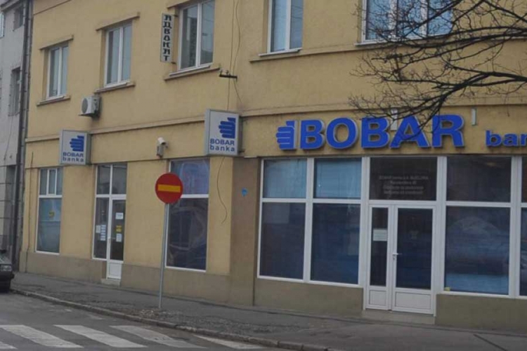 Izašao oglas za prodaju zgrade "Bobar banke"