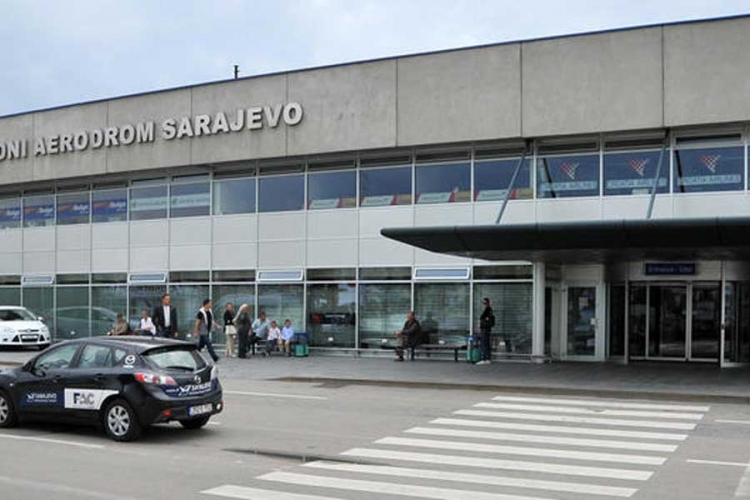 Aerodrom Sarajevo: Građanin BiH pokušao iznijeti 250.000 dolara iz zemlje