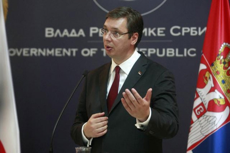 Vučić Milanoviću nudi pomoć oko poplava