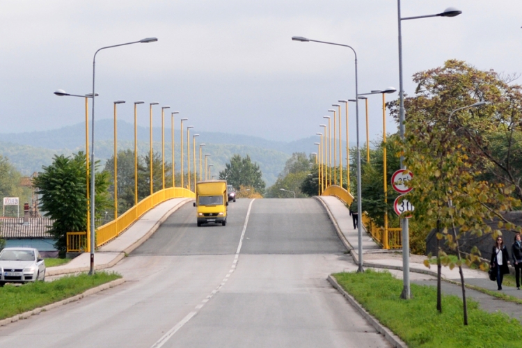 Tri sata bez saobraćaja na nadvožnjaku u Banjaluci
