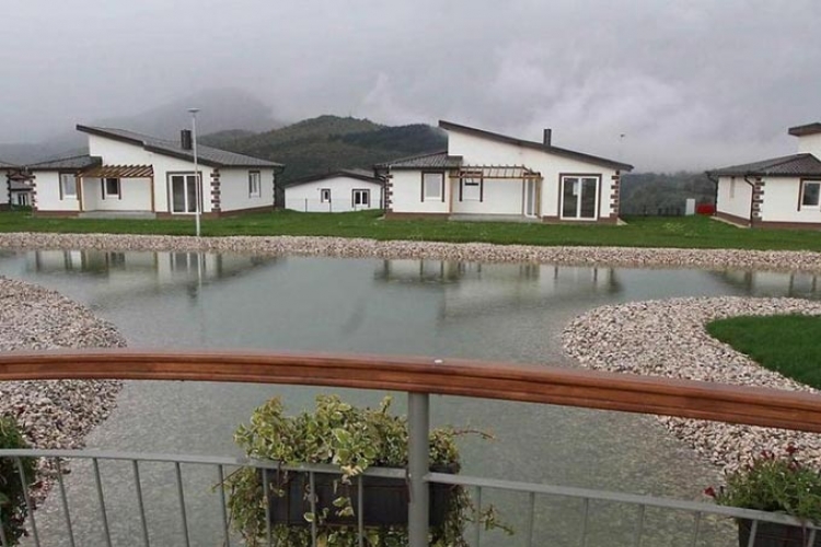  U Hadžićima otvoreno naselje za arapske turiste u koje je uloženo 50 miliona (FOTO)