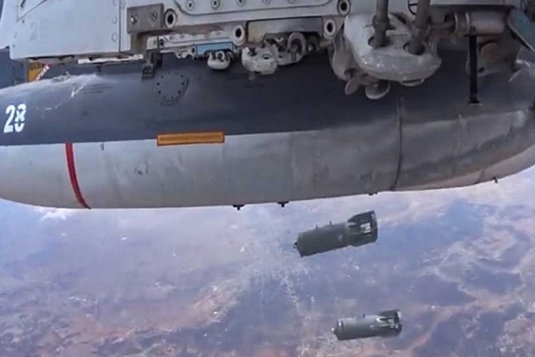 Ruska avijacija u 51 udaru uništila 4 komandna centra ID (VIDEO)