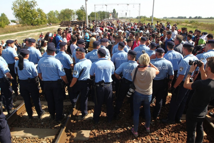 Hrvatska policija zaustavila migrante iz Srbije