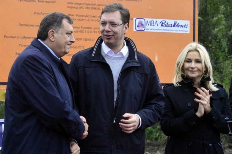Dodik: U most sazdana želja ljudi da se međusobno približe (FOTO)