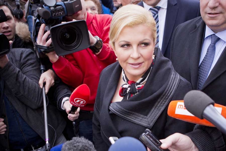 Grabar-Kitarović: Svaka država ima pravo da štiti svoje granice
