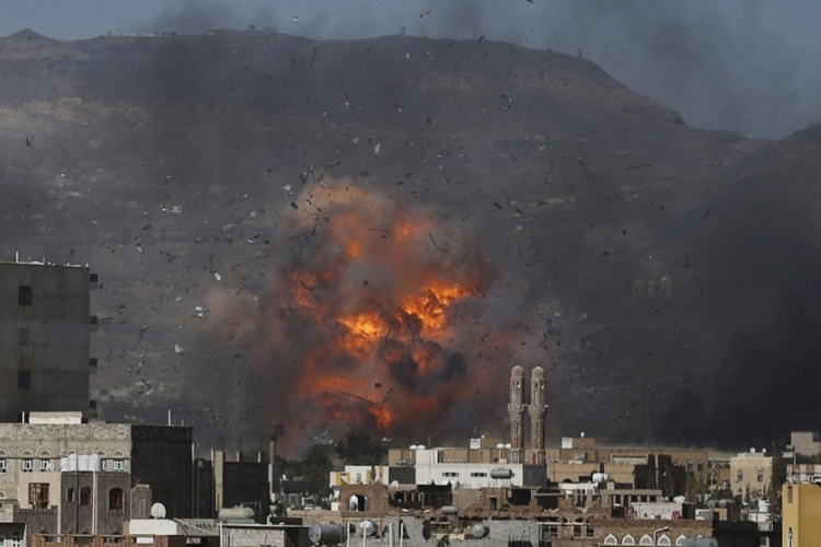 Jemen: Najmanje 17 mrtvih u bombardovanju opkoljenog grada