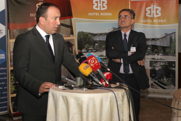 Crnadak: Uskoro će biti pokrenuti slučajevi korupcije na visokom nivou