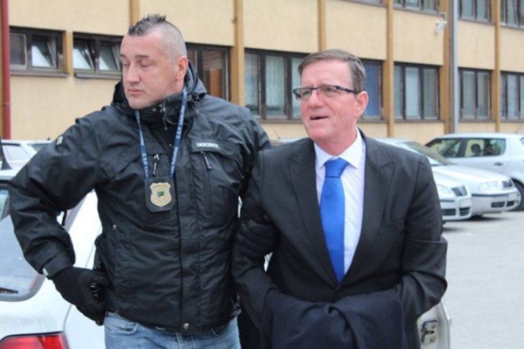 Tužilaštvo : Pritvor za Durakovića, uhapšen i Hadžić